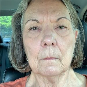 Meet your Posher, Georgia
